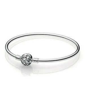 PANDORA Pattern of Love Bangle Bracelet